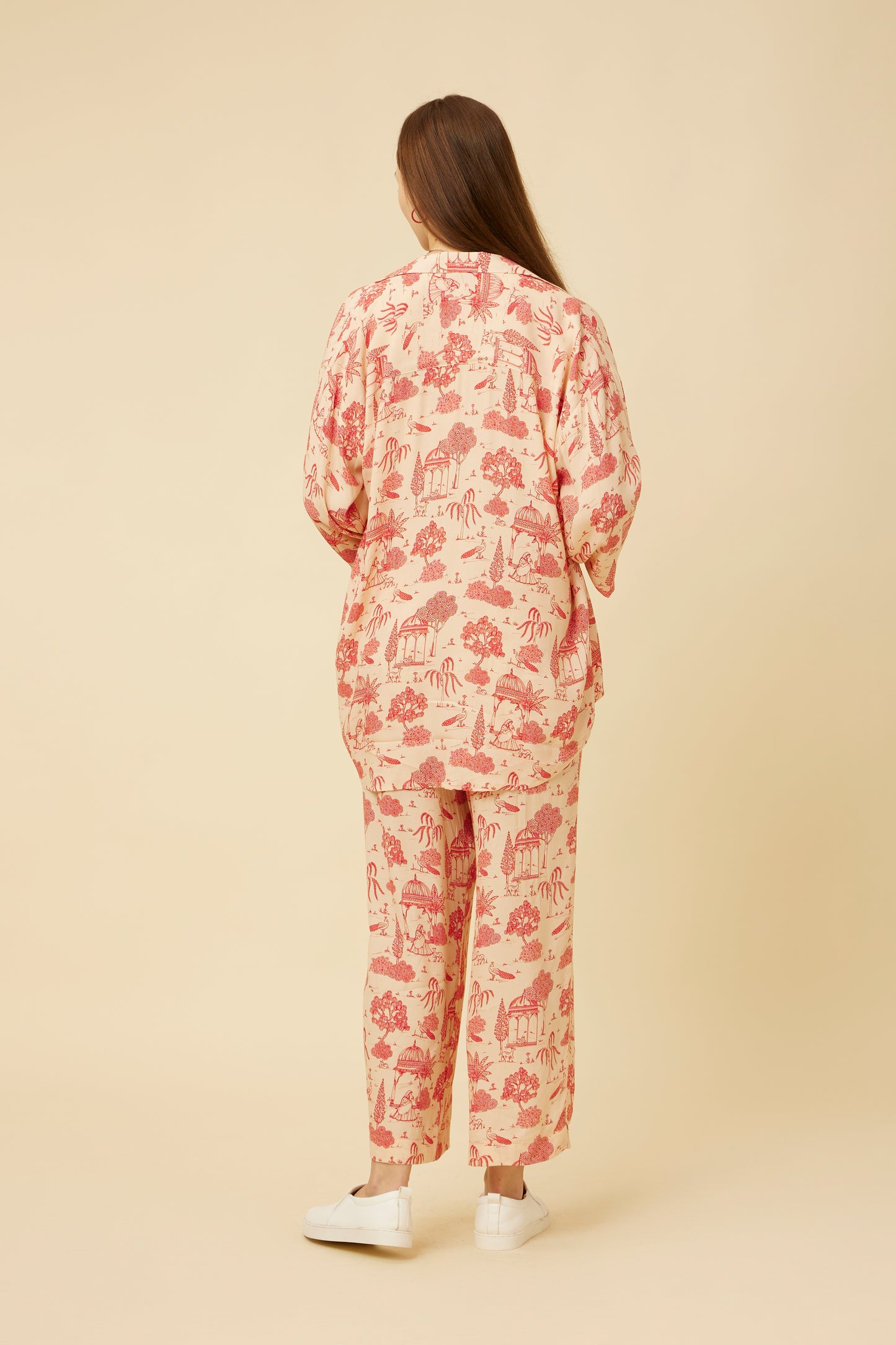 Rear view of the 'Jaipur Ki Rani' co-ord set highlighting the back elastic of the loose pants and the natural flow of the unlined fabric, with practical pockets for comfort